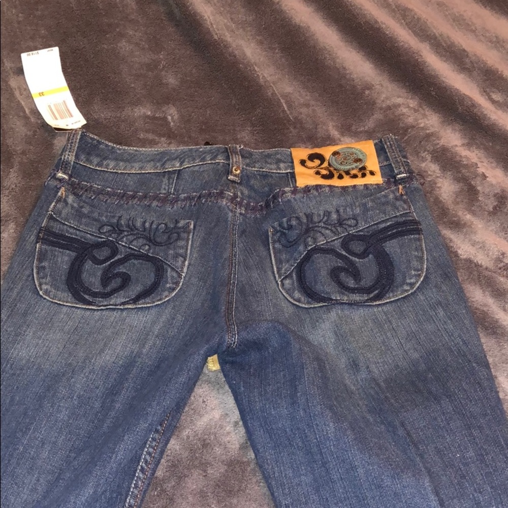 Beyoncé’s House of Dereon Jeans